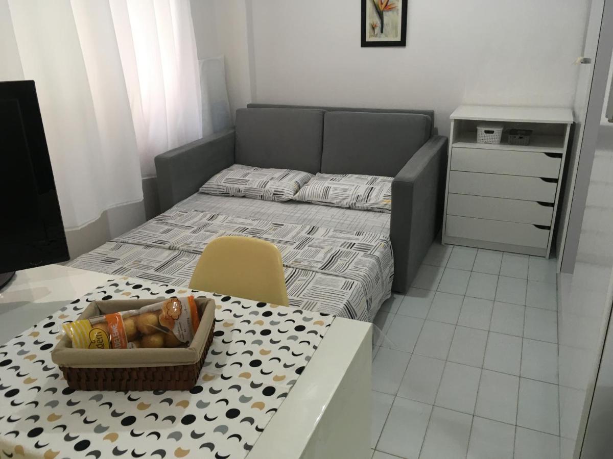 Kitnet Aconchegante Beira Mar. Apartment Santos  Exterior photo